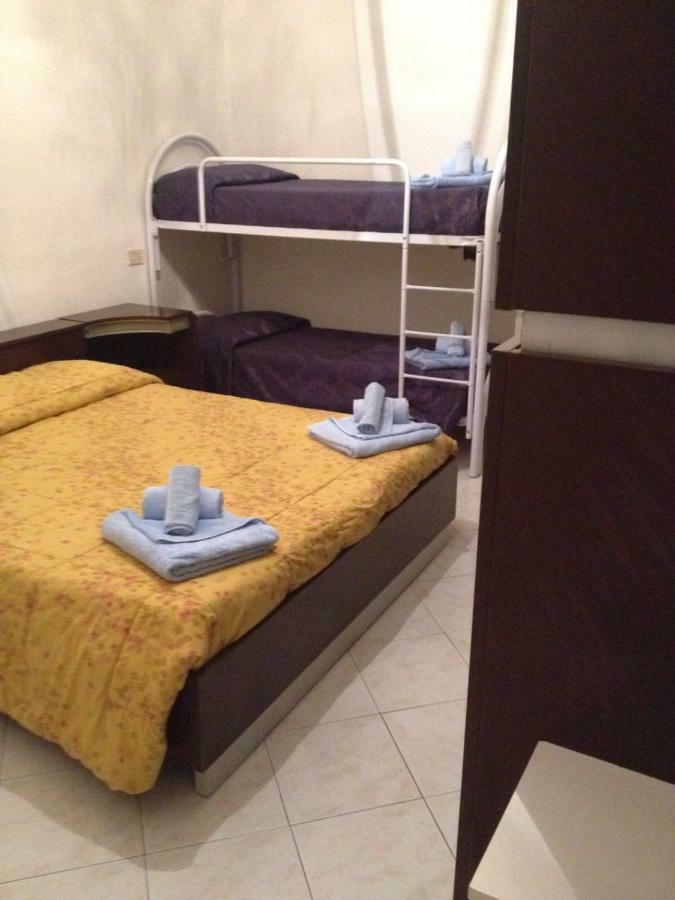 Foscolomare Apartment